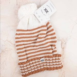 Beanie from Winter 2017 Causebox